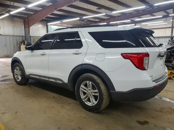 1FMSK7DHXLGA10084 — 2020 Ford Explorer, фото 2 с аукциона Copart 07.10.2026, Мелкие вмятины и царапины