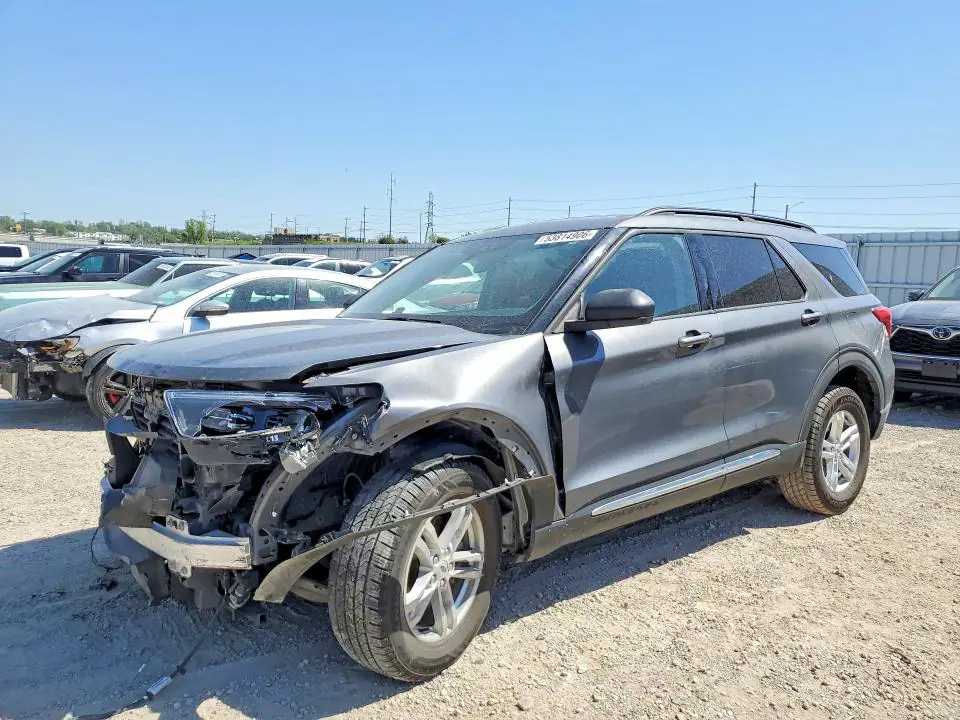 1FMSK8DH4MGB87138 Ford Explorer 2021 — Front end damage, before-repair photo