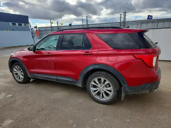 1FMSK8DH2MGA89693 — 2021 Ford Explorer, фото 16 с аукциона Copart 07.10.2026, Мелкие вмятины и царапины