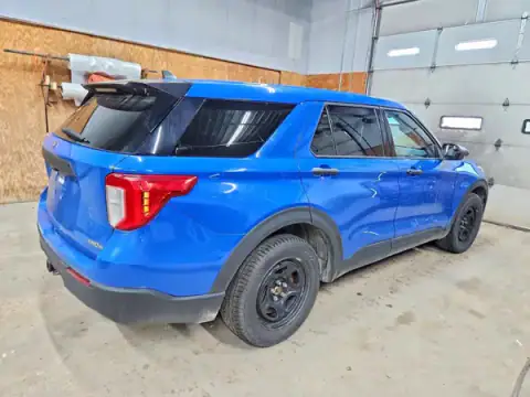 1FM5K8AW6MNA19139 — 2021 Ford Explorer, photo 3 from Copart 30.09.2026, Minor dents and scratches
