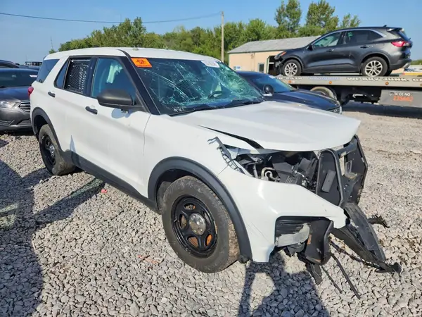 1FM5K8AB1MGC21436 — 2021 Ford Explorer, photo 4 from Copart 12.10.2026, Front end