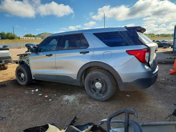 1FM5K8AB2MGA42371 — 2021 Ford Explorer, foto 2 de Copart, Parte delantera