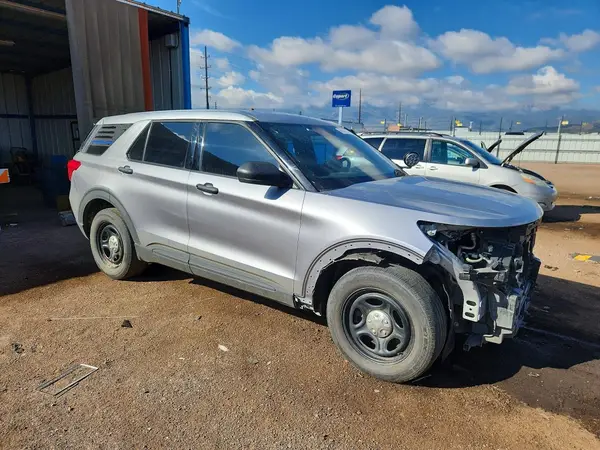 1FM5K8AB2MGA42371 — 2021 Ford Explorer, foto 4 de Copart, Parte delantera