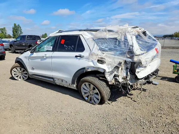 1FM5K8LC4MGB79740 — 2021 Ford Explorer, photo 2 from Copart, All-over damage