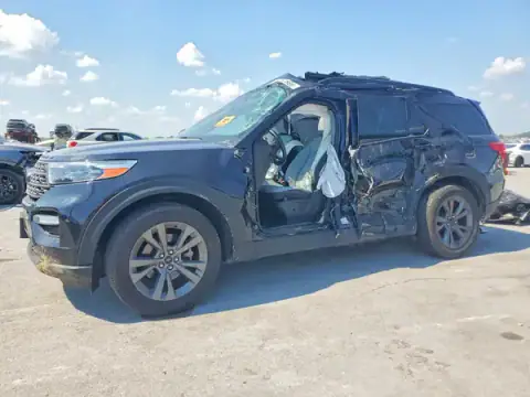 1FMSK8DH4MGA44111 Ford Explorer 2021 — Side damage, before-repair photo