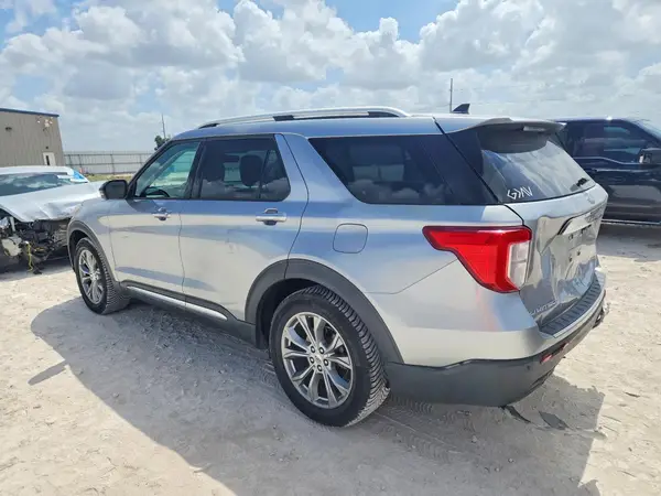 1FMSK7FH7MGB07161 — 2021 Ford Explorer, photo 2 from Copart, Rear end