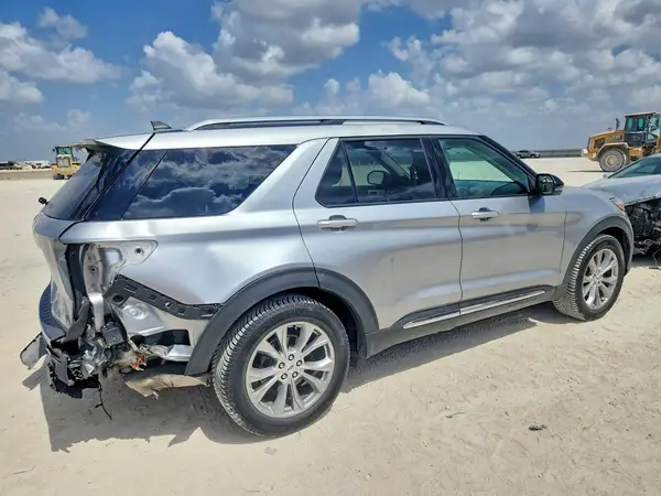 1FMSK7FH7MGB07161 — 2021 Ford Explorer, photo 3 from Copart, Rear end