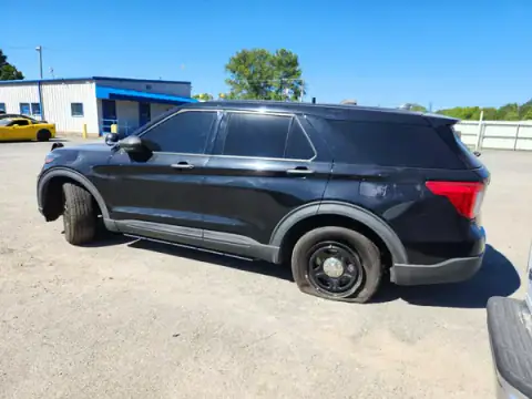 1FM5K8AW3MNA01990 — 2021 Ford Explorer, photo 2 from Copart, Side