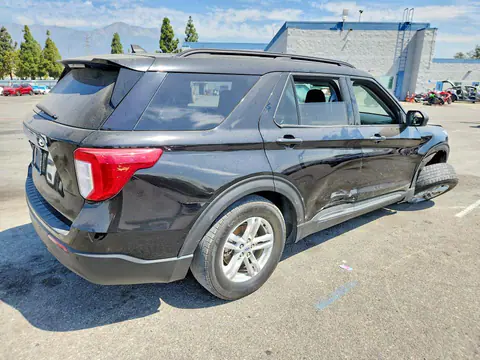 2022 Ford Explorer VIN 1FMSK7DH9NGA60493 фото 3