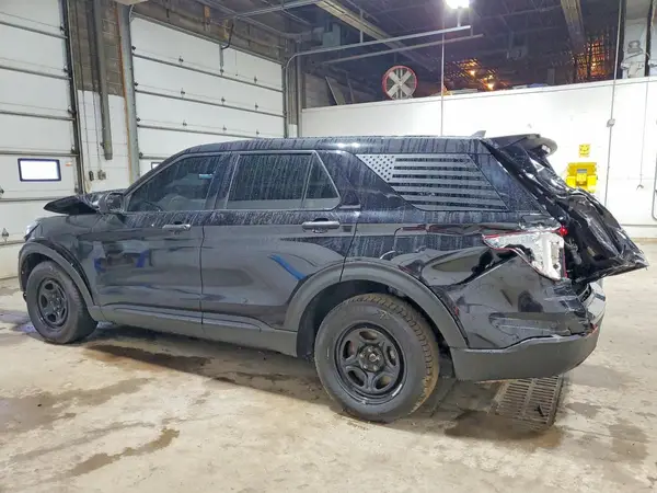 1FM5K8AB8NGA27312 — 2022 Ford Explorer, zdjęcie 2 z Copart 08.10.2026, Tył