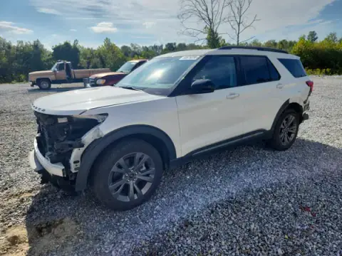 1FMSK8DH7PGC16006 Ford Explorer 2023 — Front end damage, before-repair photo