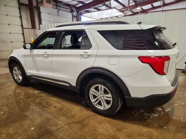 1FMSK7DH4PGC02106 — 2023 Ford Explorer, фото 2 с аукциона Copart 29.09.2026, Мелкие вмятины и царапины