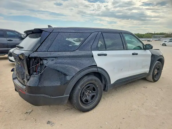 1FM5K8AB1RGA68399 — 2024 Ford Explorer, photo 3 from Copart 08.10.2026, All-over damage