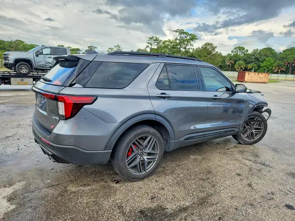1FMWK7GC1SGA69671 — 2025 Ford Explorer, zdjęcie 3 z Copart, Przód