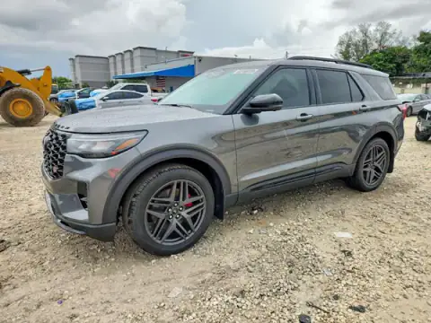 1FMWK8GC0TGC24010 — 2026 Ford Explorer, Бокова частина (Side), фото до ремонту