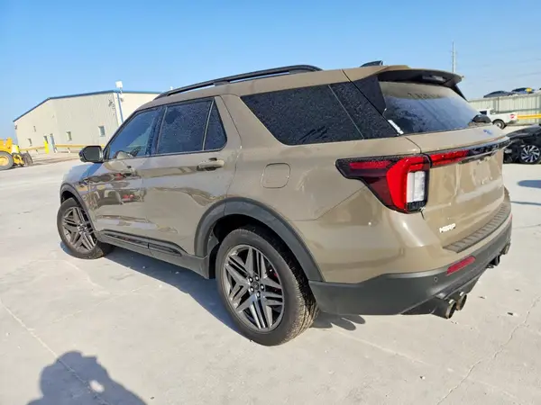 1FMWK8GC6TGA64330 — 2026 Ford Explorer, фото 2 с аукциона Copart, Боковая часть