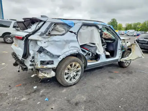 1FMUK8DH7TGA89678 — 2026 Ford Explorer, photo 3 from Copart, Rollover