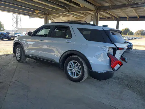 2026 Ford Explorer VIN 1FMUK7DH3TGA08363 фото 2