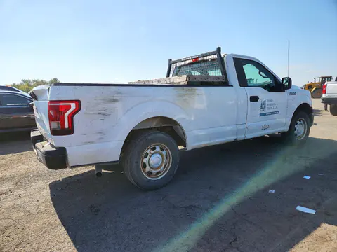 2015 Ford F150 VIN 1FTMF1C85FKD61986 фото 3