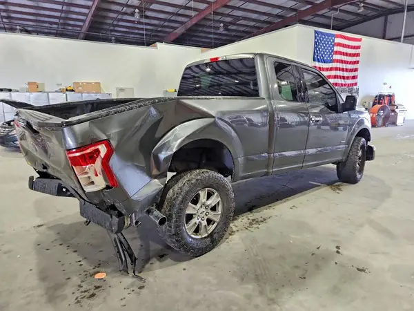 1FTEX1CP2GFD61205 — 2016 Ford F-150, zdjęcie 3 z Copart 05.10.2026, Tył