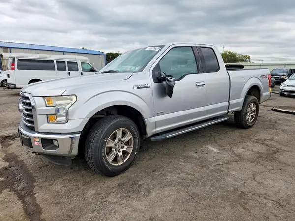 1FTEX1EP1GFD07276 Ford F-150 2016 — Front end damage, before-repair photo