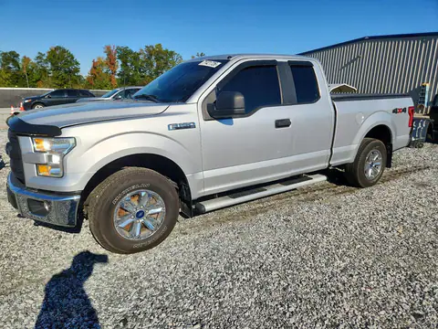 1FTEX1E89GKE59631 Ford F-150 2016 — Minor dents and scratches damage, before-repair photo