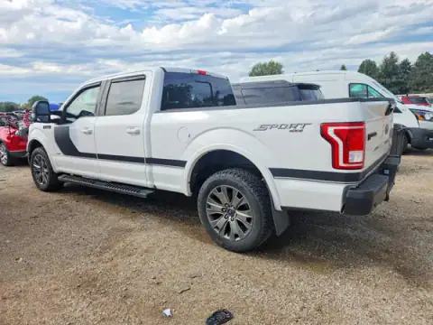 1FTFW1EG2HFB70079 — 2017 Ford F-150, photo 2 from Copart 08.10.2026, Engine fire
