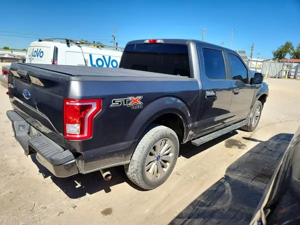 1FTEW1EP6HFC51002 — 2017 Ford F-150, фото 3 с аукциона Copart, Передняя часть