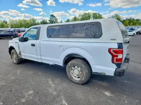1FTMF1CB6JKF45323 — 2018 Ford F-150, zdjęcie 2 z Copart, Przód