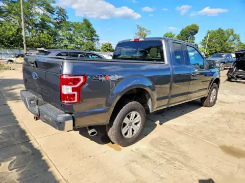 1FTFX1E58JFE34228 — 2018 Ford F-150, foto 3 de Copart 30.09.2026, Pequeñas abolladuras y arañazos