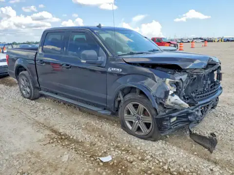 1FTEW1CPXKKC30056 — 2019 Ford F-150, zdjęcie 4 z Copart, Przód