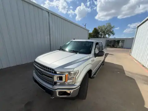 1FTEW1EP8KFC44740 — 2019 Ford F-150, foto 2 de Copart 01.10.2026, Pequeñas abolladuras y arañazos
