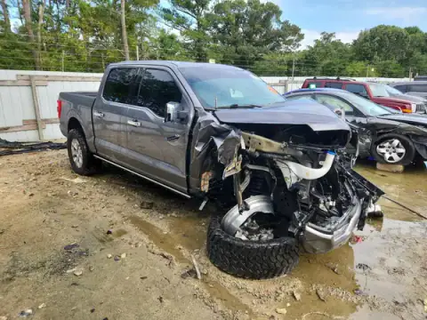 1FTFW1E86MFA91520 — 2021 Ford F-150, zdjęcie 4 z Copart, Przód