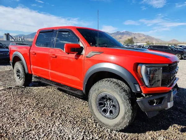 1FTFW1RG5NFB49426 — 2022 Ford F-150, zdjęcie 4 z Copart, Przód