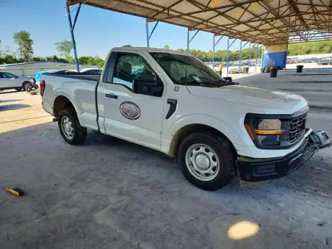 1FTMF1K53SKD68159 — 2025 Ford F-150, zdjęcie 4 z Copart 15.10.2026, Przód
