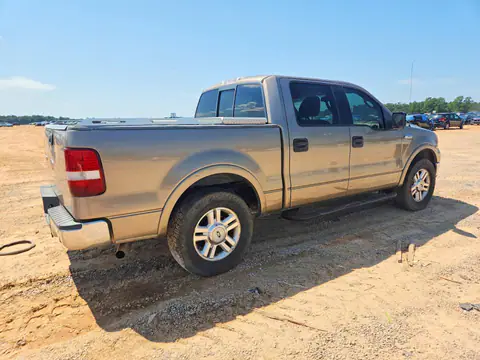 1FTPW12584KD27705 — 2004 Ford F150, photo 3 from Copart 06.10.2026, Minor dents and scratches