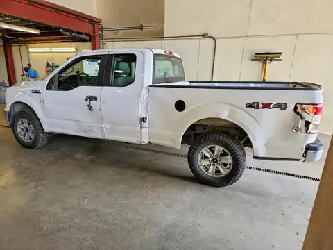 1FTEX1EP5JKE18573 — 2018 Ford F150, foto 2 de Copart 27.10.2026, Lateral