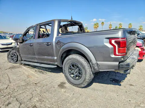 1FTFW1RGXJFE17946 — 2018 Ford F150, photo 2 from Copart 22.10.2026, Fire
