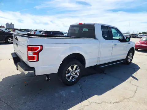 1FTEX1CB3JKD24652 — 2018 Ford F150, photo 3 from Copart 21.10.2026, Vandalism