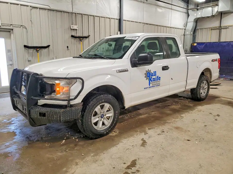 1FTEX1EP3KKC69064 Ford F150 2019 — Side damage, before-repair photo