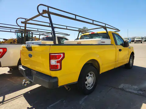 1FTMF1CB1KKD76491 — 2019 Ford F150, photo 3 from Copart 20.10.2026, Normal wear