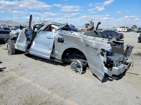 2023 Ford F150 VIN 1FTFW1ED4PFB42918 фото 2