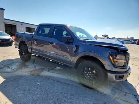 1FTEW2LP3RKD03977 — 2024 Ford F150, фото 4 з Copart 21.10.2026, Передня частина
