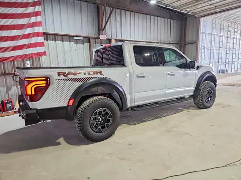 2025 FORD F150 VIN 1FTFW1RG8SFC13101 фото 3