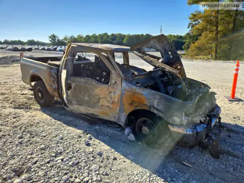 1FTNX20F71ED11446 — 2001 Ford F250, photo 4 from Copart 26.10.2026, Fire