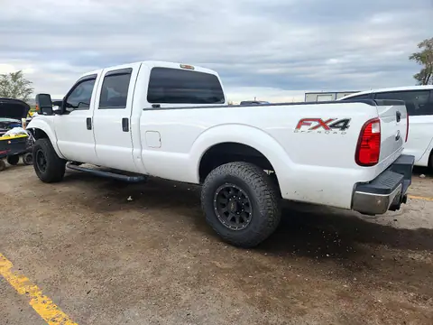 1FT7W2B68EEA17360 — 2014 Ford F250, photo 2 from Copart 15.10.2026, Front end