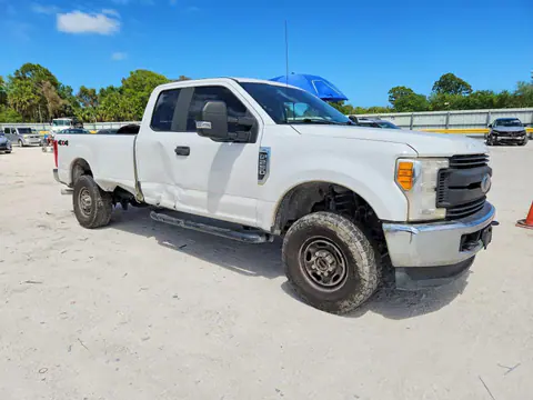 2017 FORD F250 VIN 1FT7X2B68HED29972 фото 4