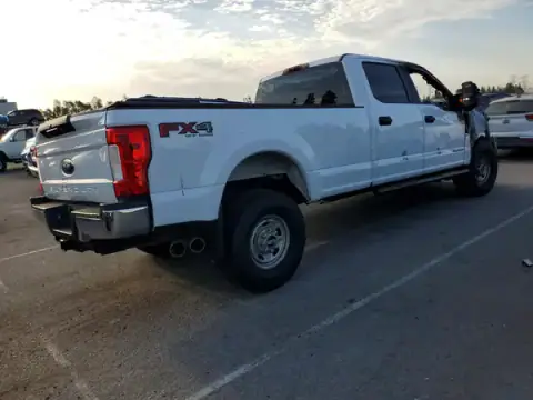 1FT7W2BT3HEE41863 — 2017 Ford F250, ფოტო 3, Copart 22.09.2026, ხანძარი