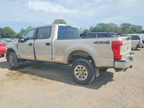 1FT7W2B66HEF18901 — 2017 Ford F250, photo 2 from Copart, Front end