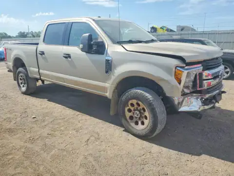 1FT7W2B66HEF18901 — 2017 Ford F250, photo 4 from Copart, Front end